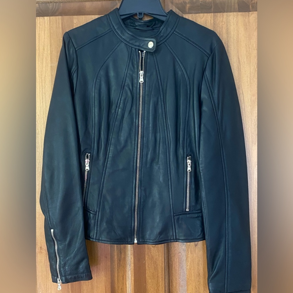 NWT GUESS Genuine Leather Motor Cycle Jacket Small